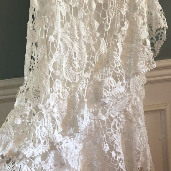 NEW Lulus Women’s Small White lace maxi portrait beach wedding dress - Picture 8 of 16